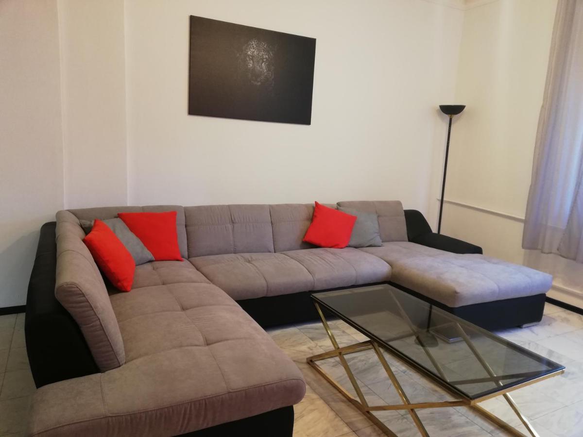 Top Center Cozy And Spacious Apartment Sofia Extérieur photo